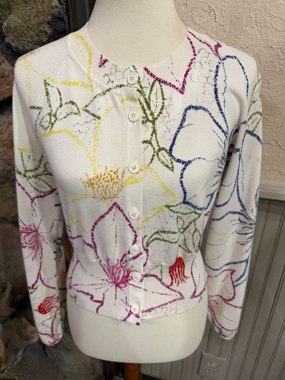 Nine West Cream Cardigan with Subtle Purple and Green Accents